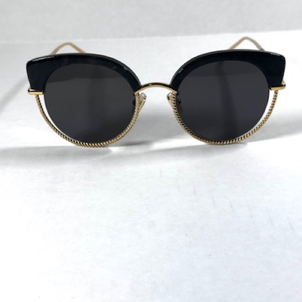Boucheron 0105S 001 Sunglasses New Authenticity